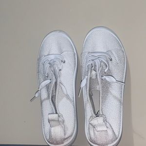 white slide on shoes